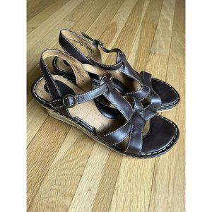BOC wonens size 11, wedge, Brown Slingback Sandals